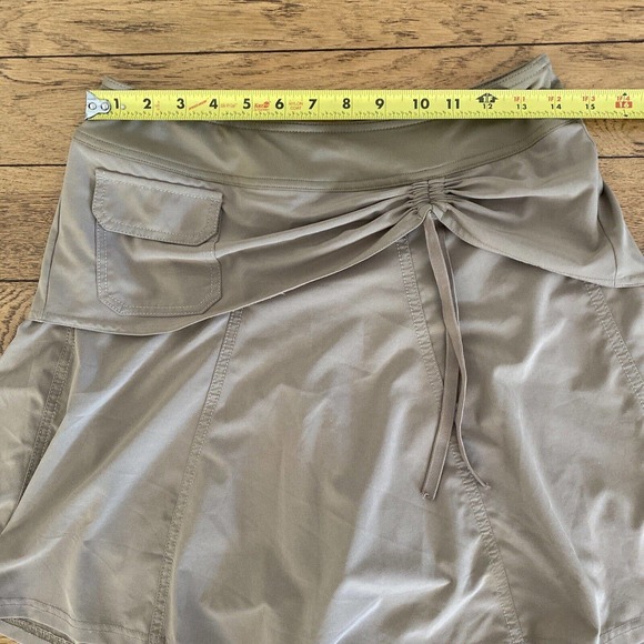 Athleta Wherever Skort Sz 4 Women’s Skirt w Shorts Layered Stretchy Tan Khaki - Picture 5 of 9